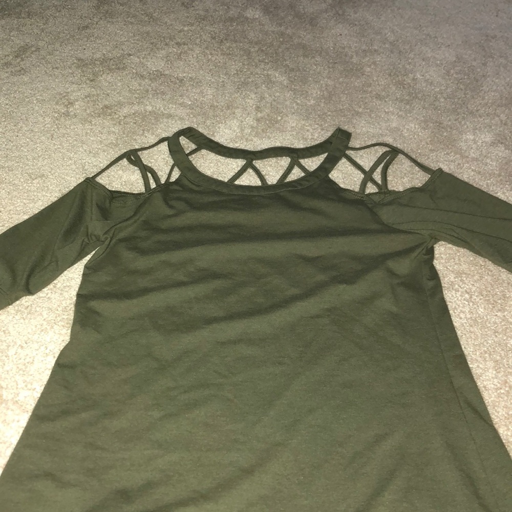 Short sleeve green shirt